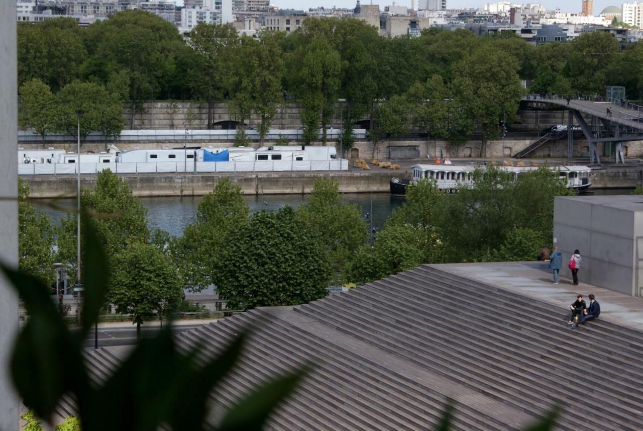 Seine Front Room / Lib. F.Mitterrand Parijs Buitenkant foto